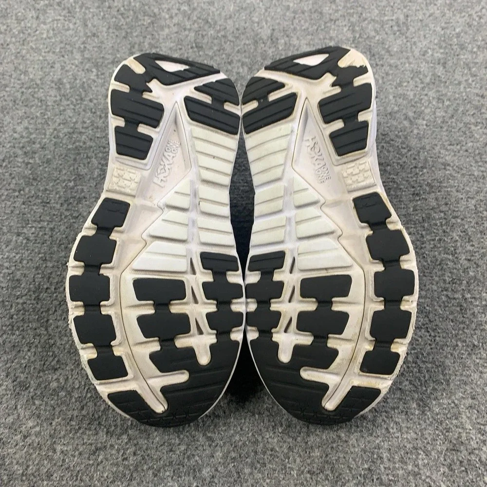 Hoka pre owned